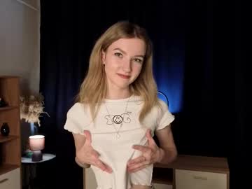 webcam girl whisperprincess today image #4096131