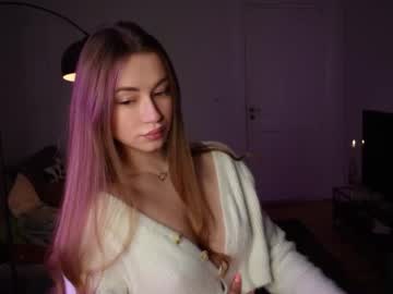 webcam girl strawberryjamx today image #3162770