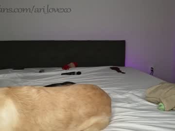 webcam couple ari_lovexo today image #3915010