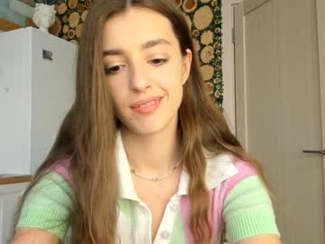 webcam girl coy_amina today image #661070
