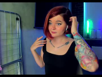 webcam girl alicewonder_99 today image #1106666