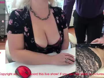 webcam couple milf_viktoria today image #3044978