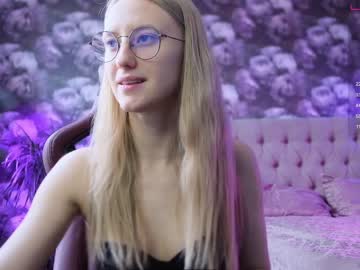 webcam girl angeellina today image #3890170