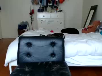 webcam girl tomboyskank today image #3521776