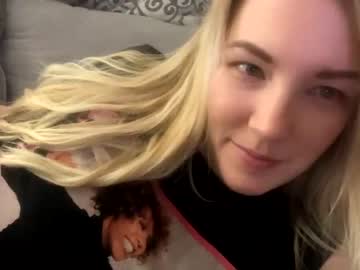 webcam girl mariah95 today image #1866160