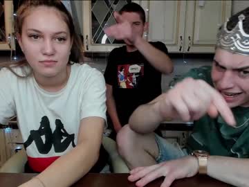 webcam couple family_intrigue today image #847090