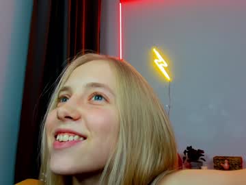 webcam girl appr0ved today image #3261055