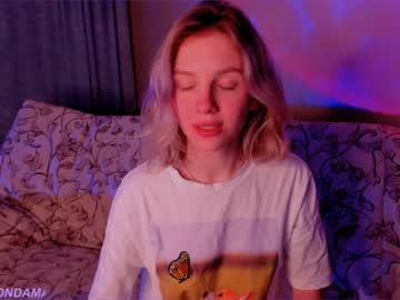 webcam girl melondama today image #3205612