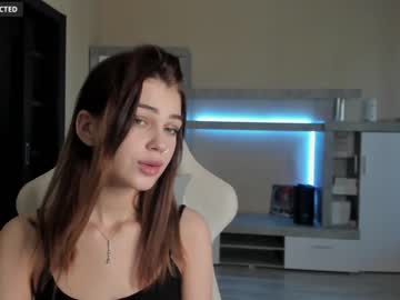 webcam girl din_star today image #3179387