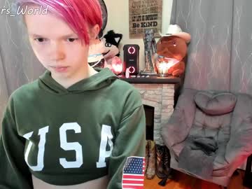 webcam girl murbears_world today image #2352533