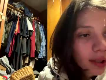 webcam girl kbby6969 today image #3994112