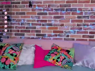 webcam girl foxxxy_di today image #3780872