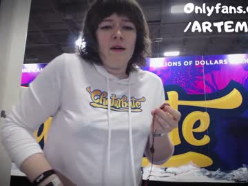 webcam girl artemisfit today image #614716