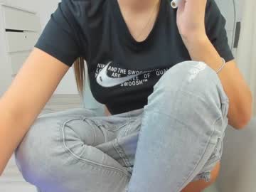 webcam girl dariaa_doll today image #1968331