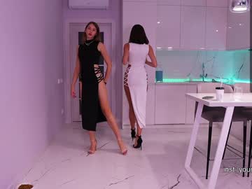 webcam girl crazybabyyy today image #2887360