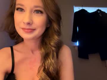 webcam girl leightonleighxo today image #4053056
