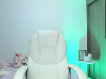 webcam girl mila_1 today image #1023941