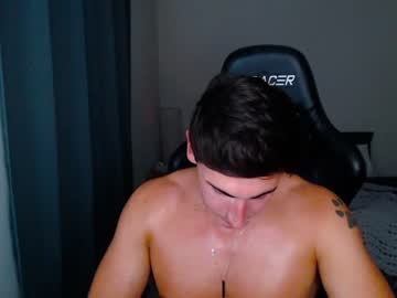 webcam man zach_rhyder today image #2505100