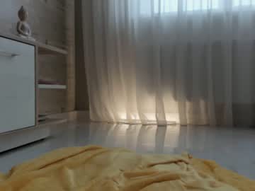 webcam girl meryfoxxx today image #595379