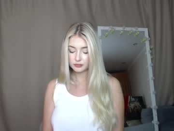 webcam girl cute18cute today image #2060474