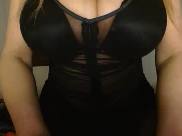 webcam girl brienightxoxo today image #4070146