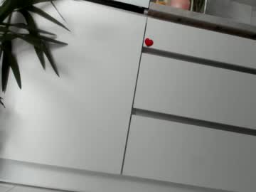 webcam girl meryfoxxx today image #2506890