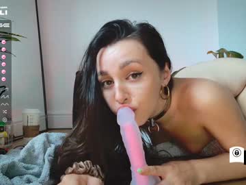 webcam girl justbecauseiloveit today image #209573