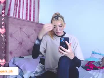 Cam for emilycooper_26