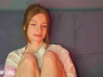 webcam girl wet_peachs today image #1368315