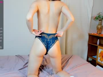 webcam girl floweychloe22 today image #1715505