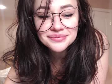 webcam girl peachy_icecream today image #1835152