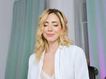 webcam girl emmi_rosee today image #1661570