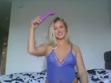 webcam girl blonebaby today image #3211315