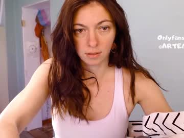 webcam girl artemisfit today image #1634364