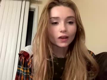 webcam girl princesshannnnn today image #328878