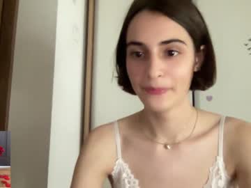 webcam girl crown_of_vice01 today image #2105692