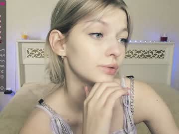 webcam girl white__crystal_ today image #2283848