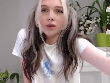 webcam girl small_blondee today image #2285386