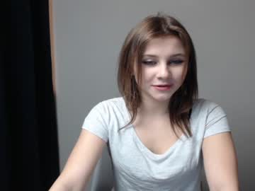 webcam girl relax_nina today image #740729