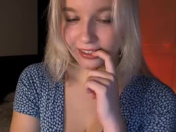 webcam girl nordmermaid today image #1037298