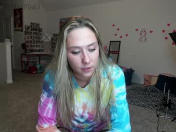 webcam girl pr3ttyp1nkpussy today image #1253950