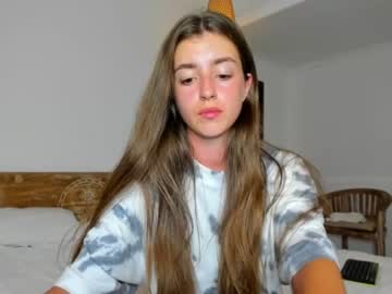 webcam girl coy_amina today image #1574027