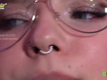 webcam girl _deepthroatgalactica today image #3396848