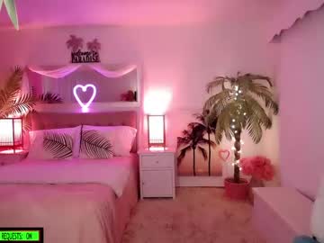 webcam girl amyvalentine today image #1112057