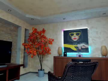 webcam girl raquelle_star today image #3574307