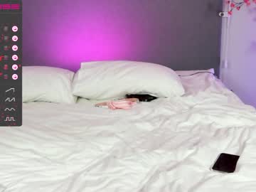 webcam girl sweettinaaa today image #2411746