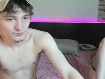 webcam couple sweetkawaicats today image #3951522