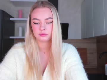 webcam girl 8a8y_nura today image #680087
