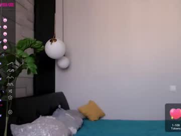 webcam girl small_blondee today image #1873355