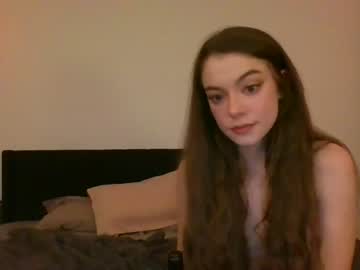 webcam girl rosegold18 today image #3393739